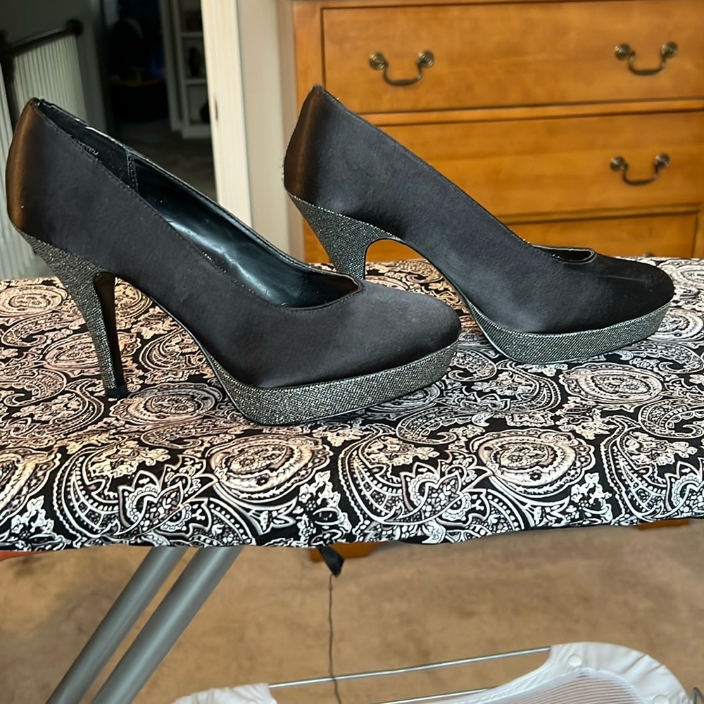 Black, sparkly, Kenneth Cole pumps.